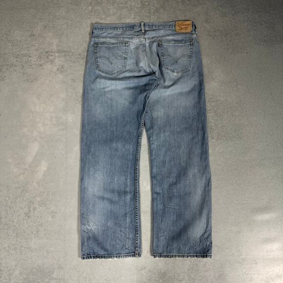 Levi’s 569 Loose Straight Light Wash Denim Jeans - Size: 36x32 - Picture 3 of 10